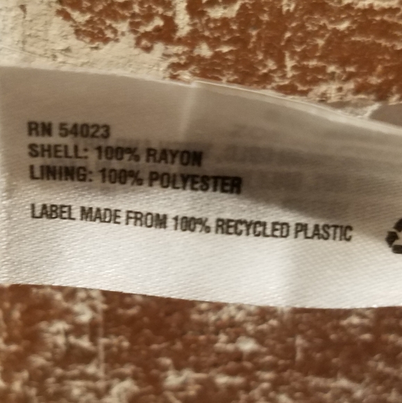 GAP women’s gingham fit and flare dress - Picture 7 of 8